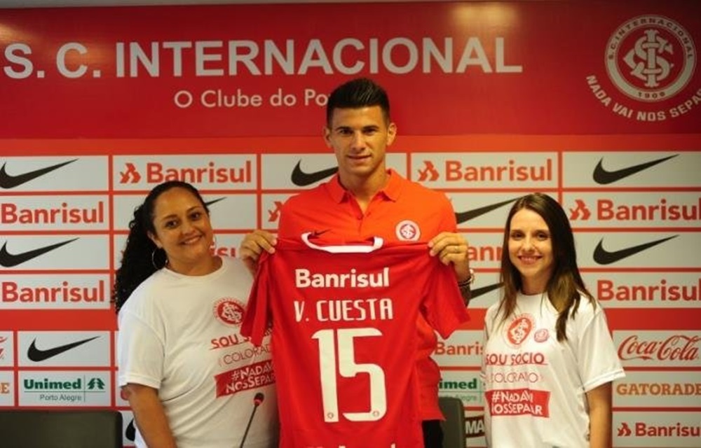Ir para  <p>O argentino V&iacute;ctor Cuesta, contratado junto ao Independiente, foi apresentado nesta segunda-feira ap&oacute;s o treino no CT Parque Gigante e apresentou as suas credenciais. Questionado se ele tem o estilo de ser um...